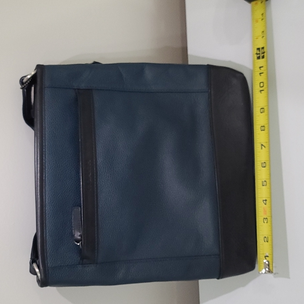 Coach crossbody bag - Picture 3 of 8